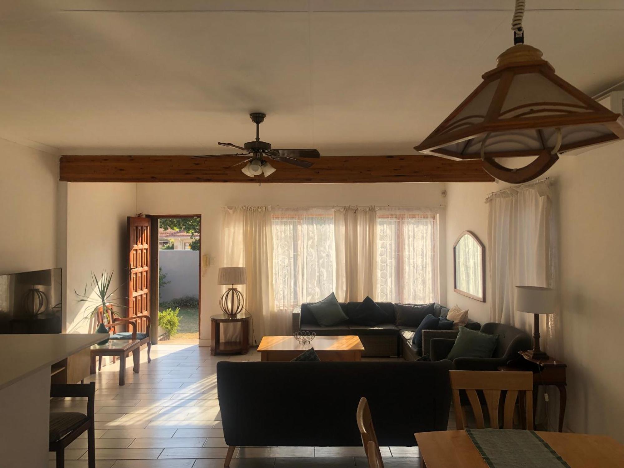 Danville Forest Guest House & Apartments 다반 외부 사진