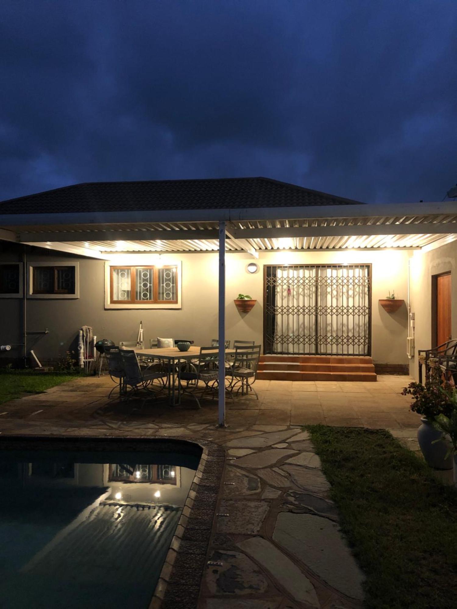 Danville Forest Guest House & Apartments 다반 외부 사진