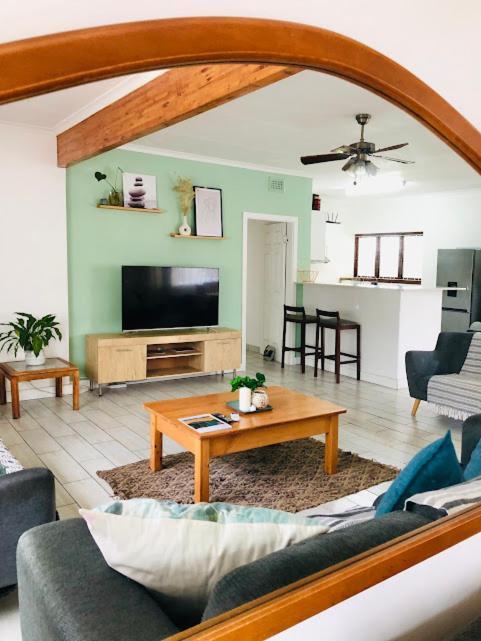 Danville Forest Guest House & Apartments 다반 외부 사진