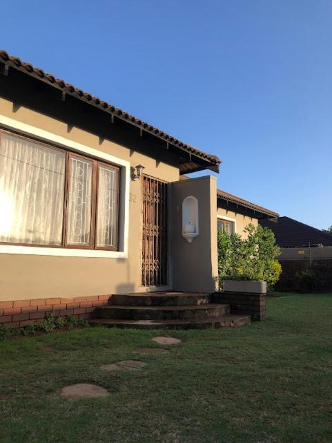 Danville Forest Guest House & Apartments 다반 외부 사진